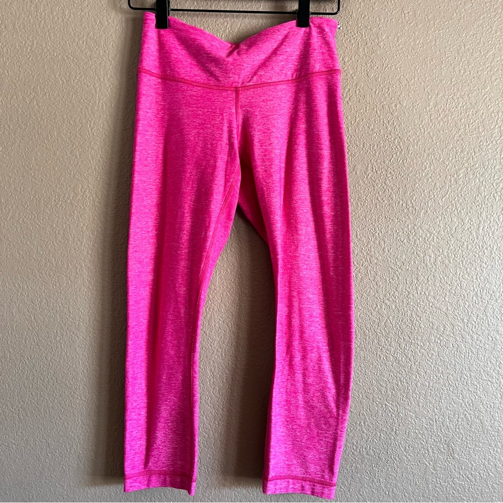 Lululemon Athletica Pink Cropped Leggings Size 4